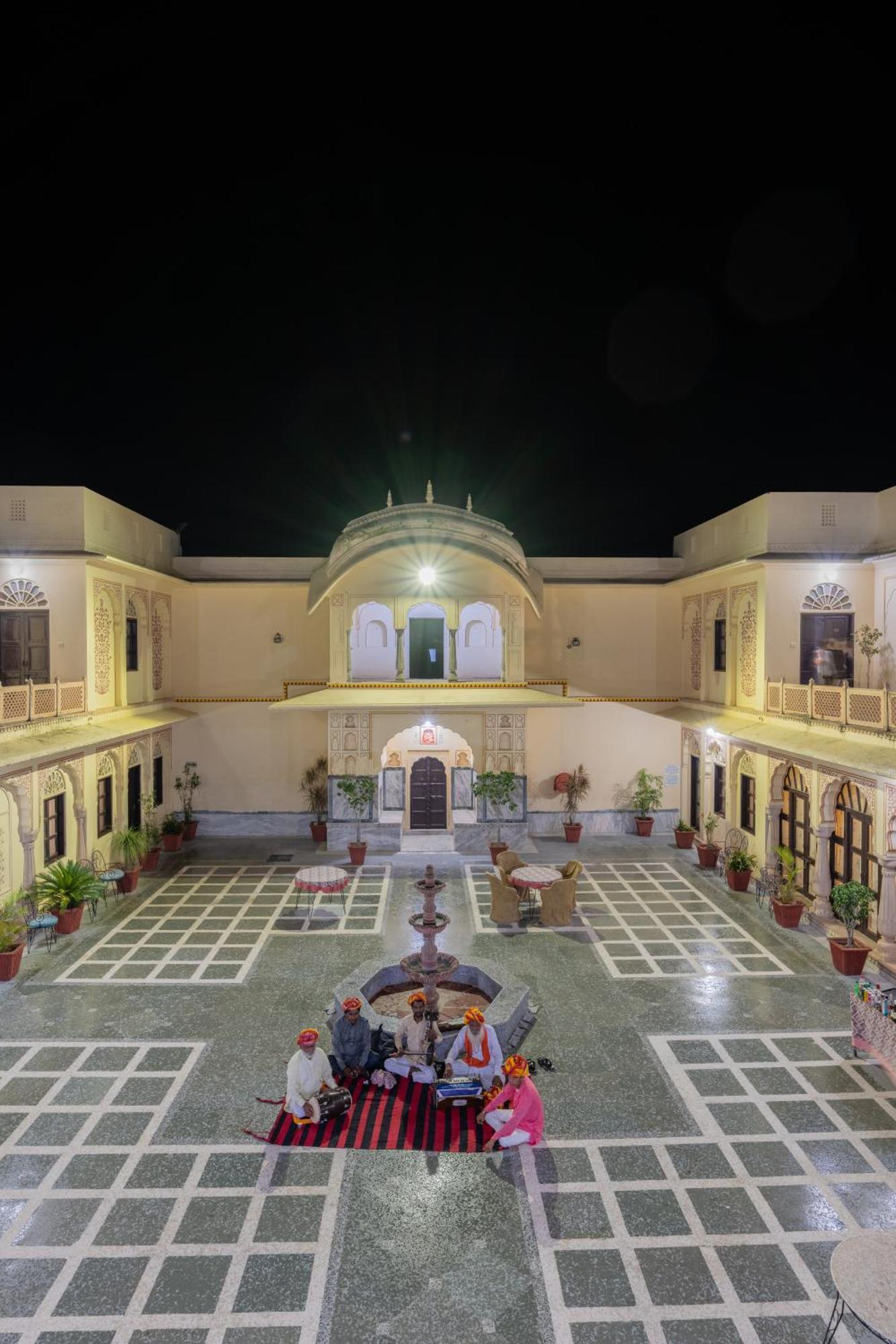 DhulaGarh A Heritage Hotel Bānskhoh Exterior foto