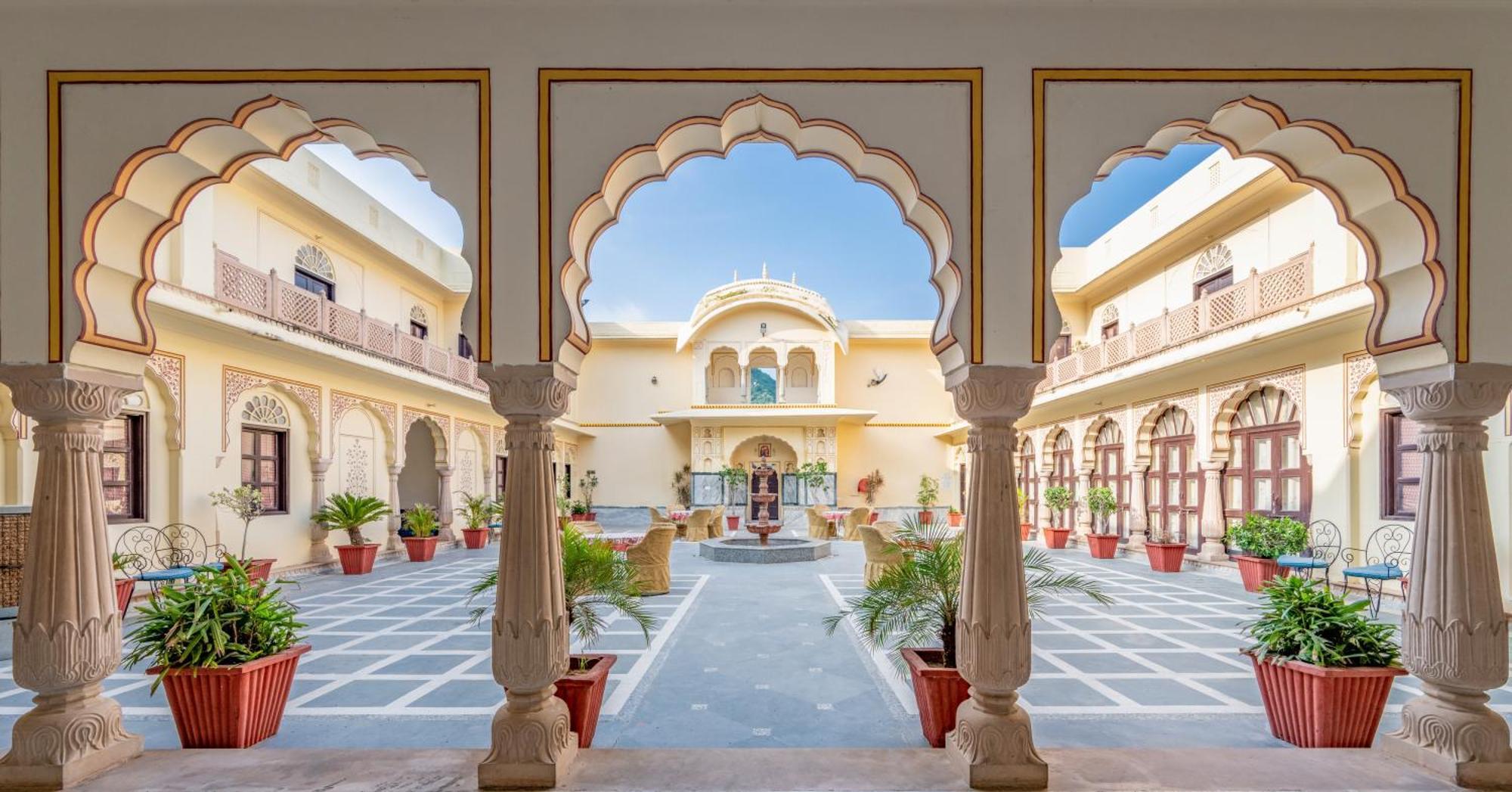 DhulaGarh A Heritage Hotel Bānskhoh Exterior foto